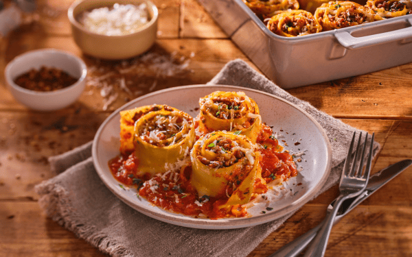 BOLOGNESE ROLLS PLATED